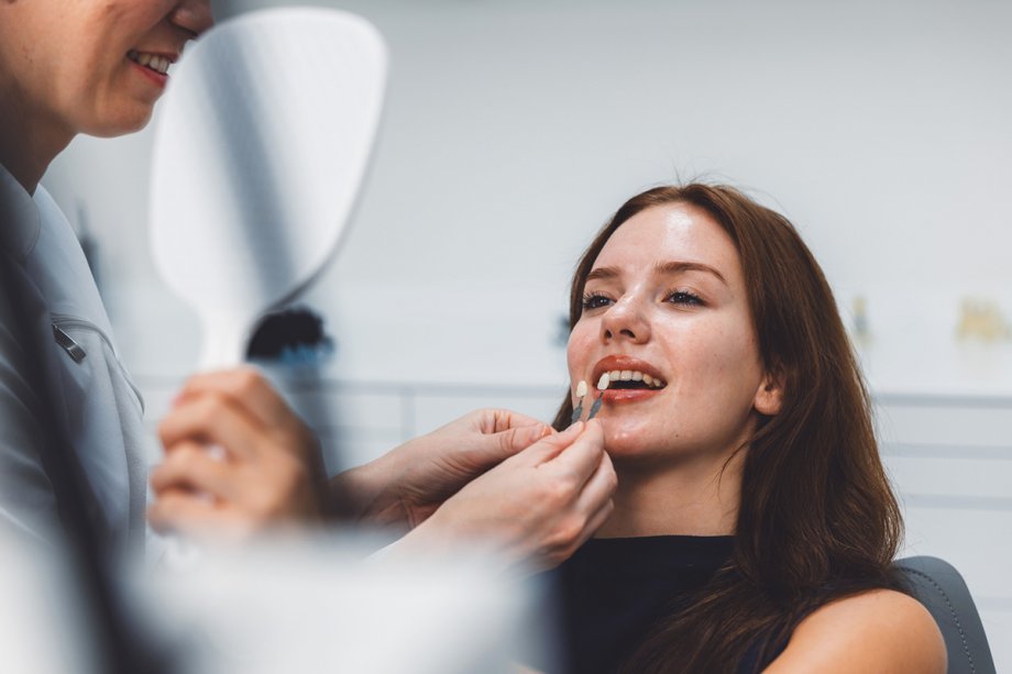 Cosmetic Bonding vs. Veneers: Which Is More Affordable?